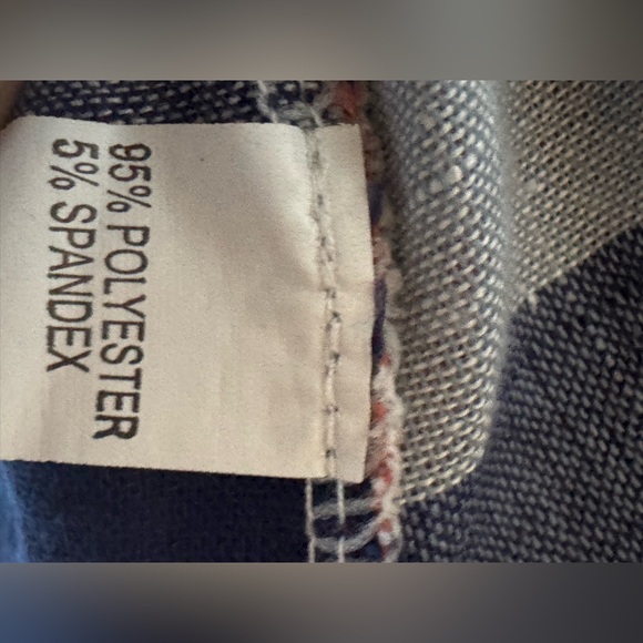 Multicolor Plaid women’s high low button up top medium - Picture 4 of 5